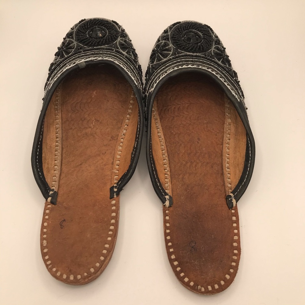 NWOT Black Size 8 Beaded Handmade Leather Indian Shoes